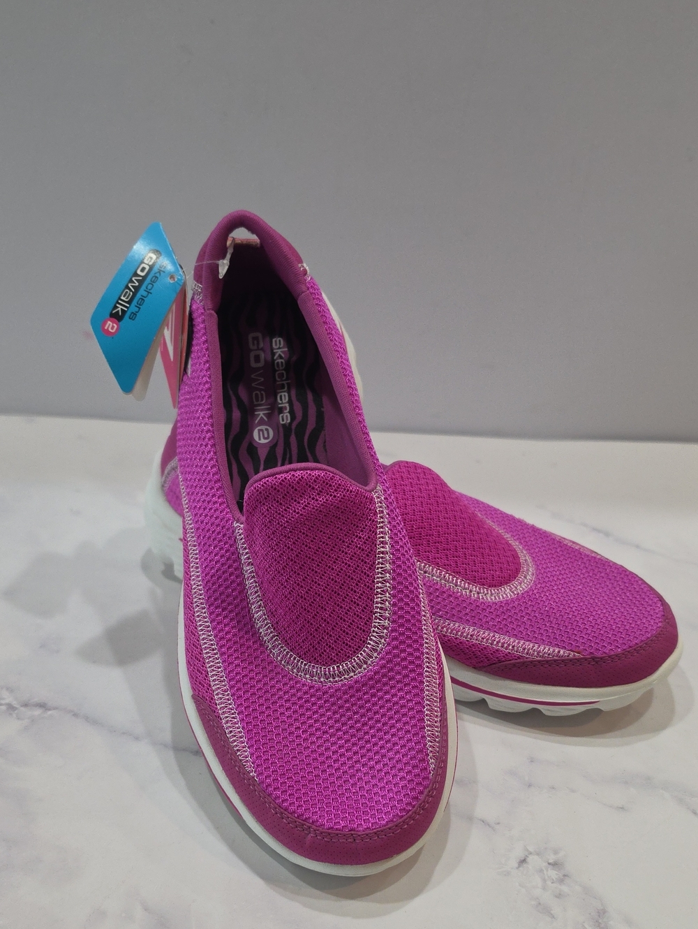 Skechers GOwalk 2 Slip-On Walking Shoes - Pink Brand New